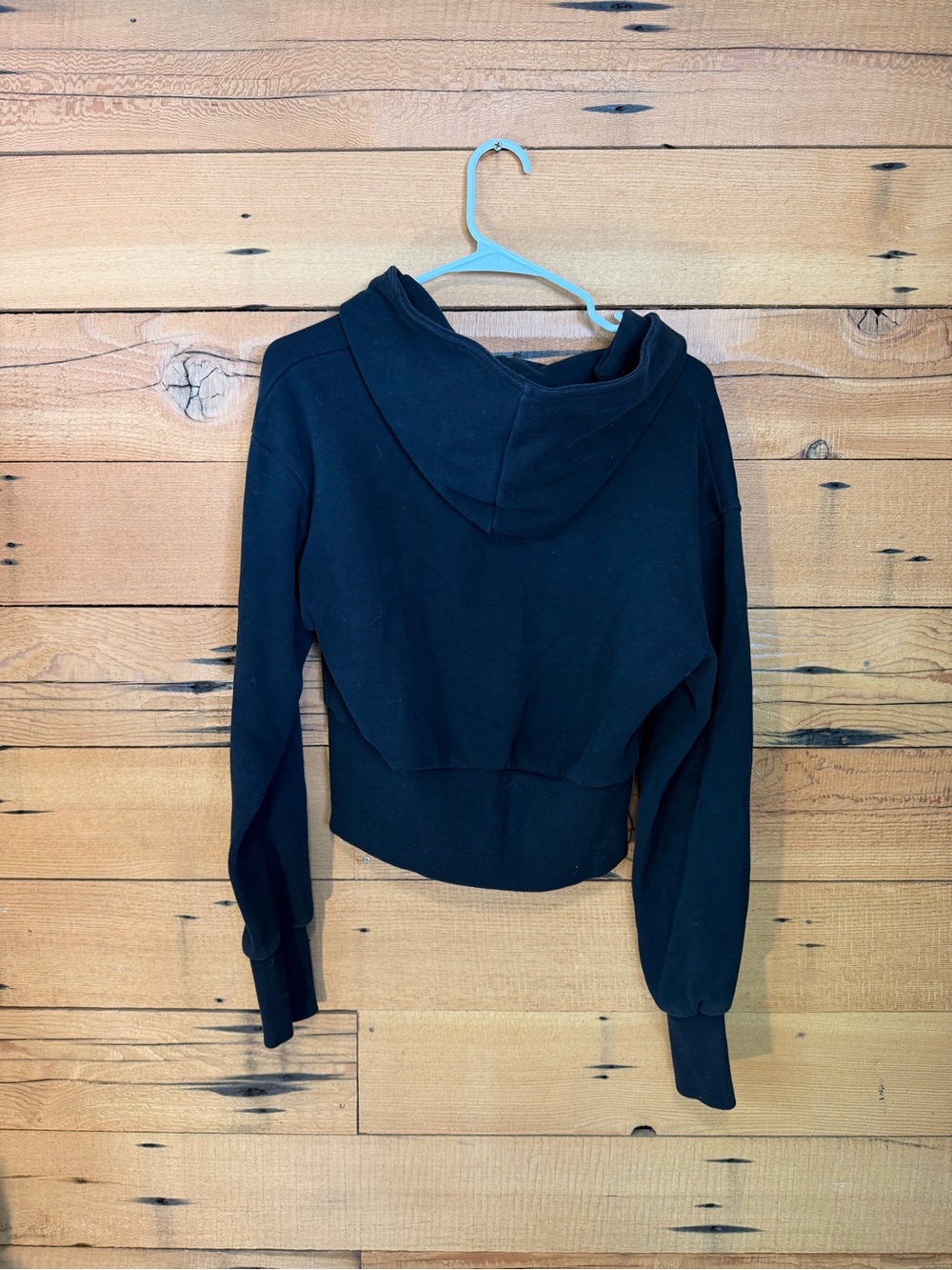 Cropped Black Zip-Up Hoodie - Picture 3 of 3